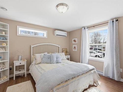 5 Spring Crescent, Bridgewater, NS 