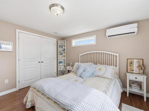 5 Spring Crescent, Bridgewater, NS 