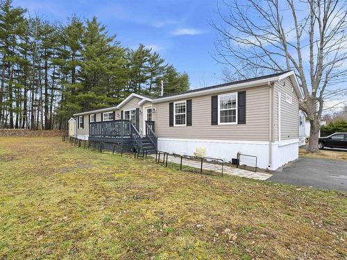 5 Spring Crescent, Bridgewater, NS 