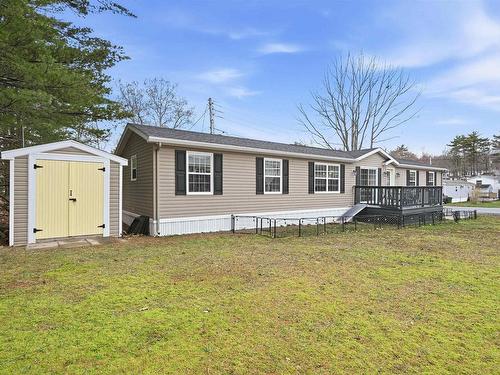 5 Spring Crescent, Bridgewater, NS 