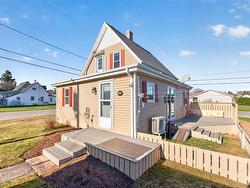 27 Garden Drive Kensington, PE C0B 1M0
