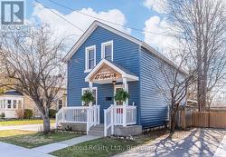 17 OXFORD STREET  Cambridge, ON N1R 1M3