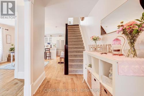 17 Oxford Street, Cambridge, ON - Indoor Photo Showing Other Room
