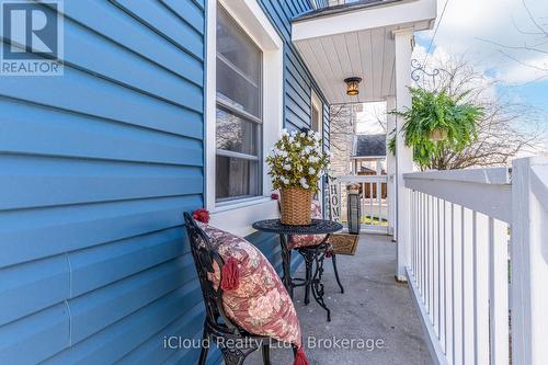 17 Oxford Street, Cambridge, ON - Outdoor