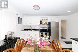 5298 OTTAWA AVENUE Niagara Falls (Cherrywood), ON L2E 4Y8