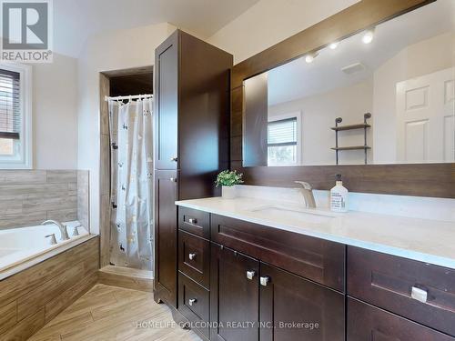 39 Etherington Crescent, Barrie, ON - Indoor Photo Showing Bathroom