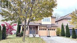 88 GRACEDALE DRIVE Richmond Hill, ON L4C 0S8