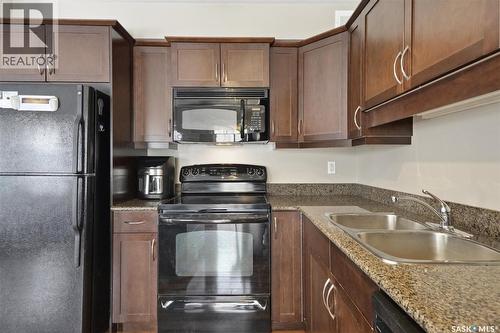 405 615 Lynd Crescent, Saskatoon, SK - Indoor Photo Showing Kitchen With Double Sink