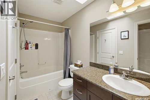 405 615 Lynd Crescent, Saskatoon, SK - Indoor Photo Showing Bathroom