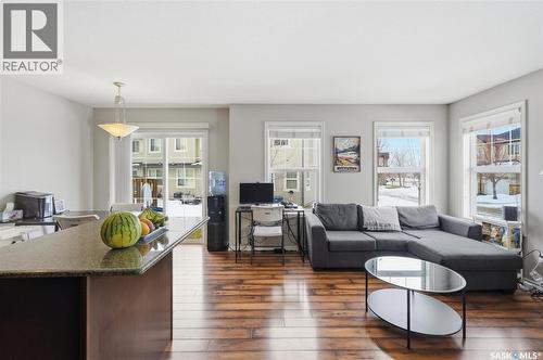 405 615 Lynd Crescent, Saskatoon, SK - Indoor Photo Showing Living Room