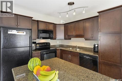 405 615 Lynd Crescent, Saskatoon, SK - Indoor Photo Showing Kitchen With Double Sink