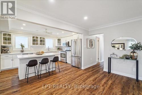 26 Wright Crescent S, Caledon, ON - Indoor Photo Showing Kitchen
