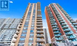 2005 - 556 LAURIER AVENUE W Ottawa, ON K1R 7X2