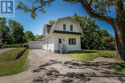 448 PLEASANT PARK ROAD Ottawa, ON K1H 5N1