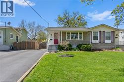 33 STANMARY Drive St. Catharines, ON L2N 5T6