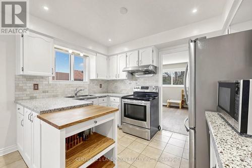 329 Atha Avenue, Richmond Hill, ON - Indoor Photo Showing Kitchen With Double Sink