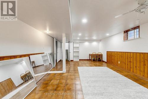 329 Atha Avenue, Richmond Hill, ON - Indoor Photo Showing Other Room