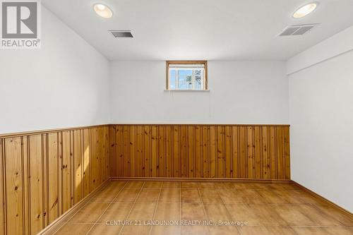 329 Atha Avenue, Richmond Hill, ON - Indoor Photo Showing Other Room