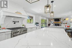 Beautiful 10X4 ft island - 