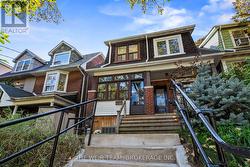 612 WOODBINE AVENUE Toronto, ON M4E 2J1