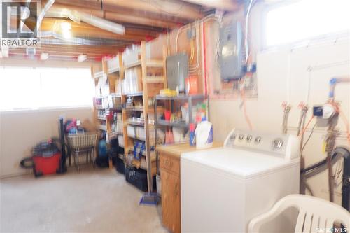 116 Empire Place, Assiniboia, SK - Indoor Photo Showing Laundry Room