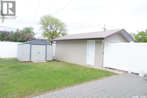 116 Empire Place, Assiniboia, SK - Outdoor
