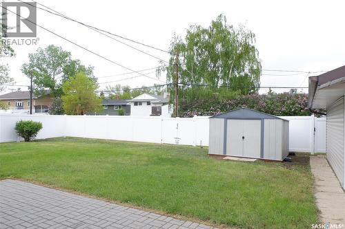 116 Empire Place, Assiniboia, SK - Outdoor