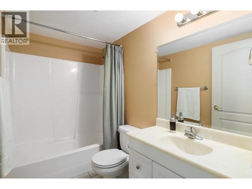 2325 Silver Place Unit# 24 Lot# 24, Kelowna, BC - Indoor Photo Showing Bathroom