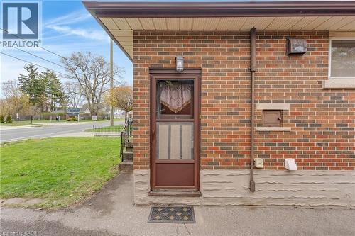 58 Avenue Road, Cambridge, ON - Outdoor With Exterior
