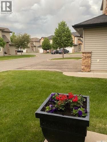 214 615 Lynd Crescent, Saskatoon, SK - Outdoor
