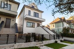 1 1933 TEMPLETON DRIVE  Vancouver, BC V5N 4V9