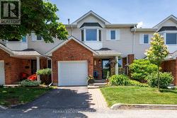 14 - 20 MEADOWLANDS BOULEVARD Hamilton, ON L9K 1J5