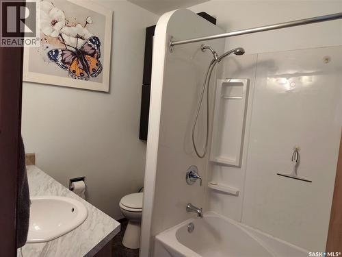 1113 Jubilee Drive, Swift Current, SK - Indoor Photo Showing Bathroom