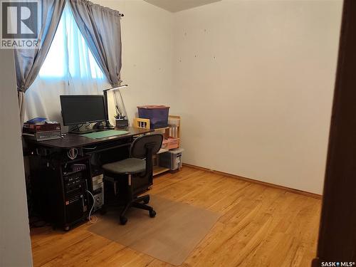 1113 Jubilee Drive, Swift Current, SK - Indoor Photo Showing Office