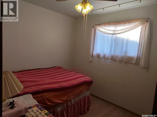 1113 Jubilee Drive, Swift Current, SK - Indoor Photo Showing Bedroom