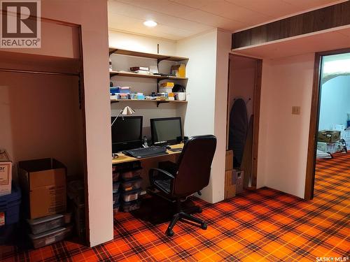 1113 Jubilee Drive, Swift Current, SK - Indoor Photo Showing Office