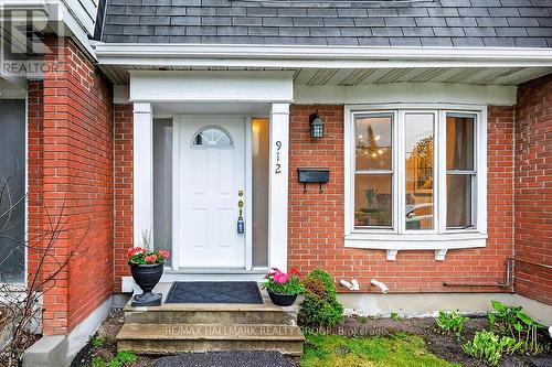 912 Dynes Road, Ottawa, ON - Outdoor