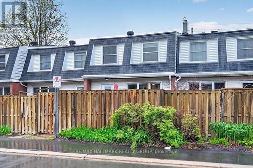 912 Dynes Road, Ottawa, ON - Outdoor