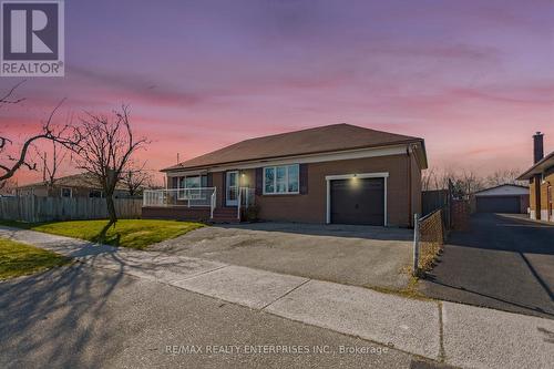 951 Atwater Avenue, Mississauga, ON - Outdoor