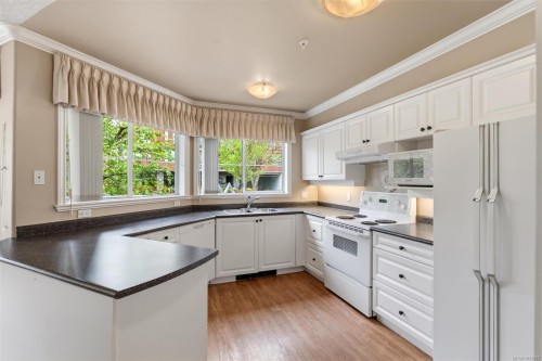 120-405 Quebec St  Victoria, BC V8V 4Z2