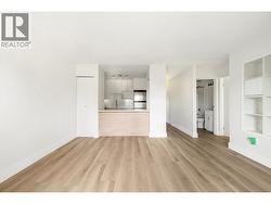 101 1545 E 2ND AVENUE  Vancouver, BC V5N 1C8