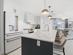 807 67 Kings Wharf Place Dartmouth, NS B2Y 0C6