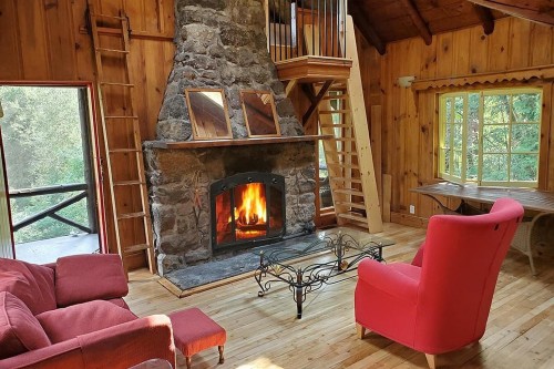 Living Room - 2222  - 2334 Boul. De Ste-Adèle, Sainte-Adèle, QC - Indoor Photo Showing Living Room With Fireplace