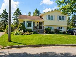 2 Sunrise Cres          B2G 2R7  Antigonish, NS B2G 2R7