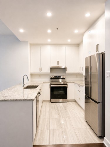 Kitchen - 101-3950 Rue Claude-Henri-Grignon, Montréal (Saint-Laurent), QC - Indoor Photo Showing Kitchen