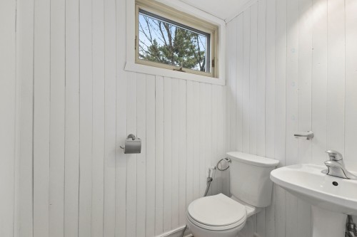 Salle d'eau - 171 Creswell Drive, Beaconsfield, QC - Indoor Photo Showing Bathroom