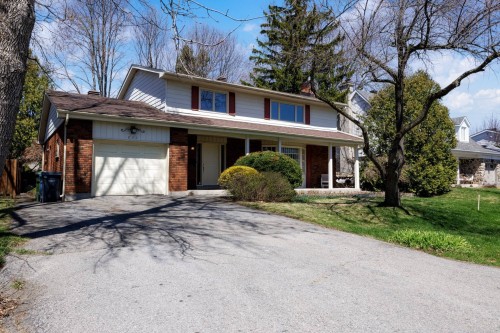 Façade - 171 Creswell Drive, Beaconsfield, QC - Outdoor With Deck Patio Veranda With Facade