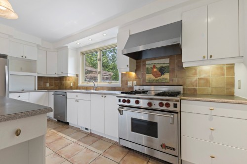 Cuisine - 171 Creswell Drive, Beaconsfield, QC - Indoor Photo Showing Kitchen