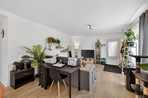 Vue d'ensemble - 25 Av. Montcalm, Saint-Pie, QC - Indoor Photo Showing Other Room