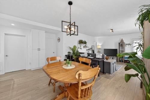 Salle à manger - 25 Av. Montcalm, Saint-Pie, QC - Indoor Photo Showing Dining Room